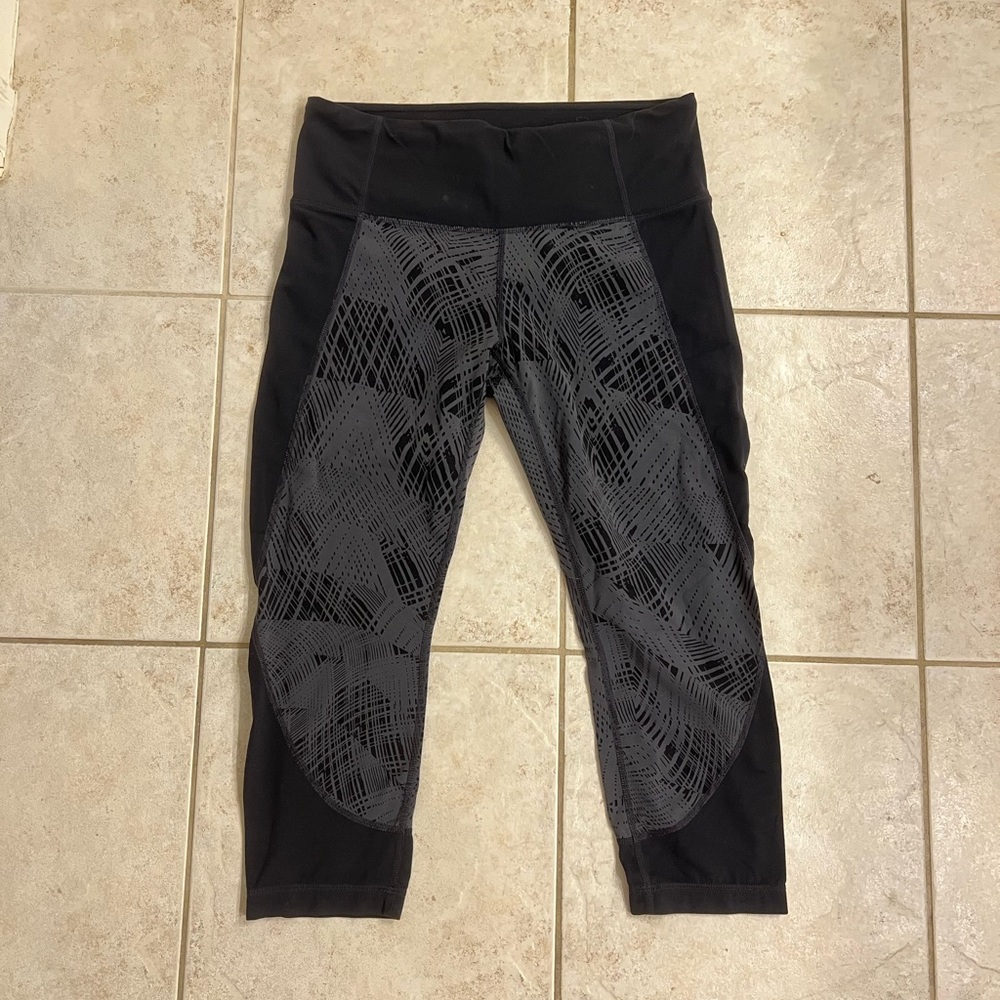Athleta Cropped Leggings